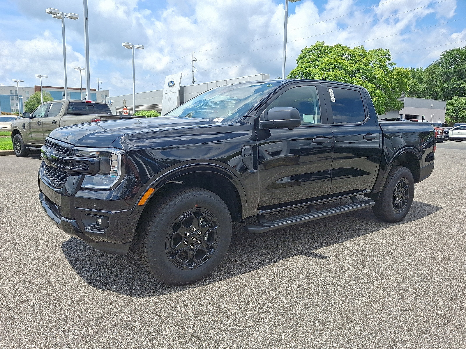 2025 Ford Ranger XLT photo 3