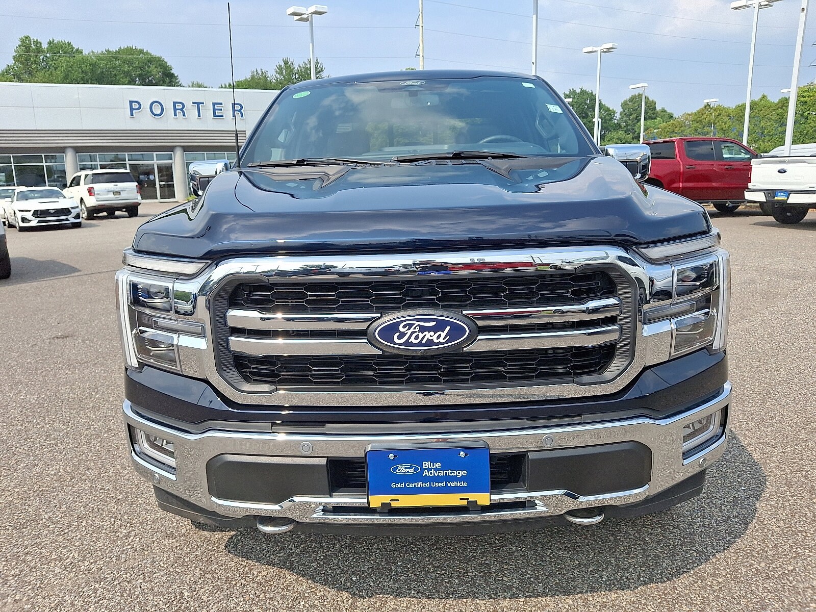 2024 Ford F-150 Lariat photo 2