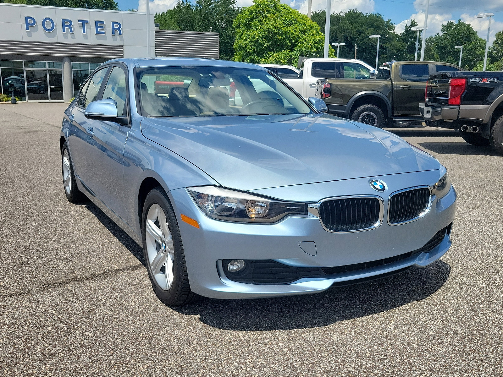 Used 2014 BMW 3 Series 320i with VIN WBA3C3G53ENS67468 for sale in Newark, DE