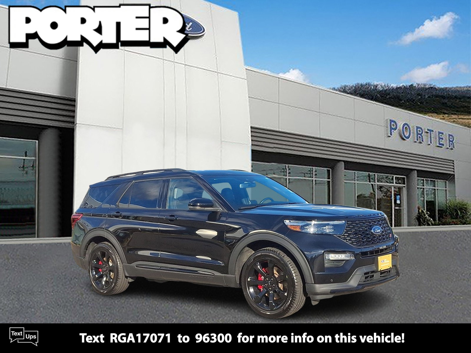 2024 Ford Explorer ST's photo