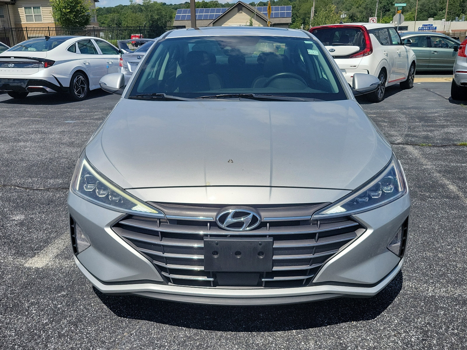 Used 2019 Hyundai Elantra Limited with VIN 5NPD84LFXKH431257 for sale in Newark, DE