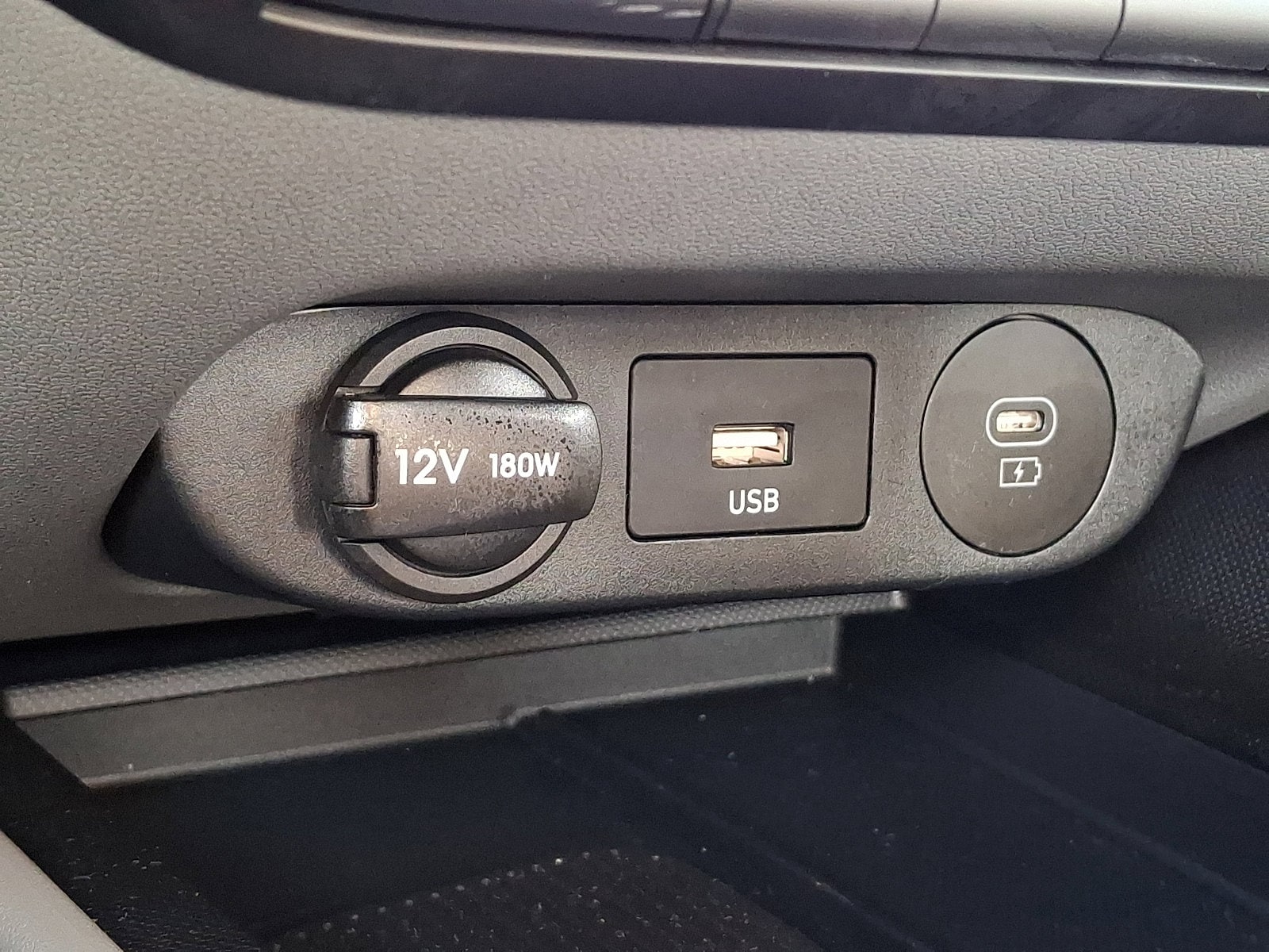 2025 Hyundai Elantra SEL - Photo 23