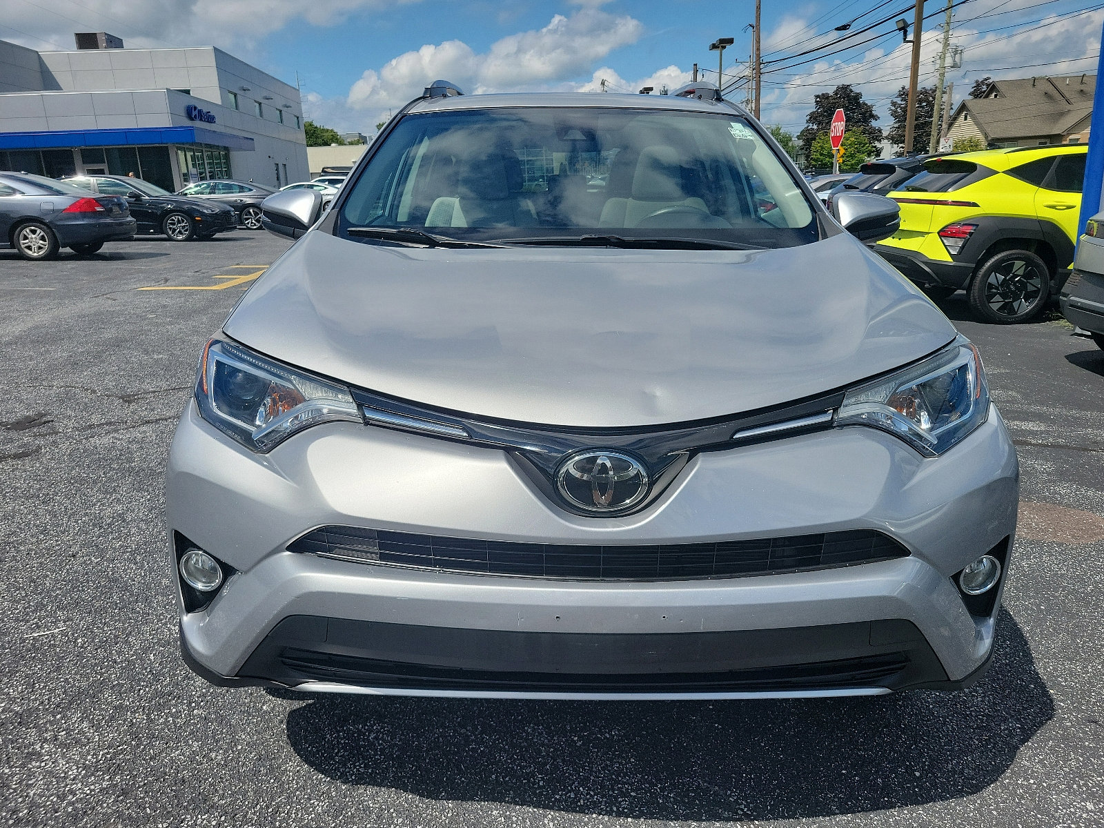 Used 2017 Toyota RAV4 XLE with VIN 2T3WFREV0HW394298 for sale in Newark, DE