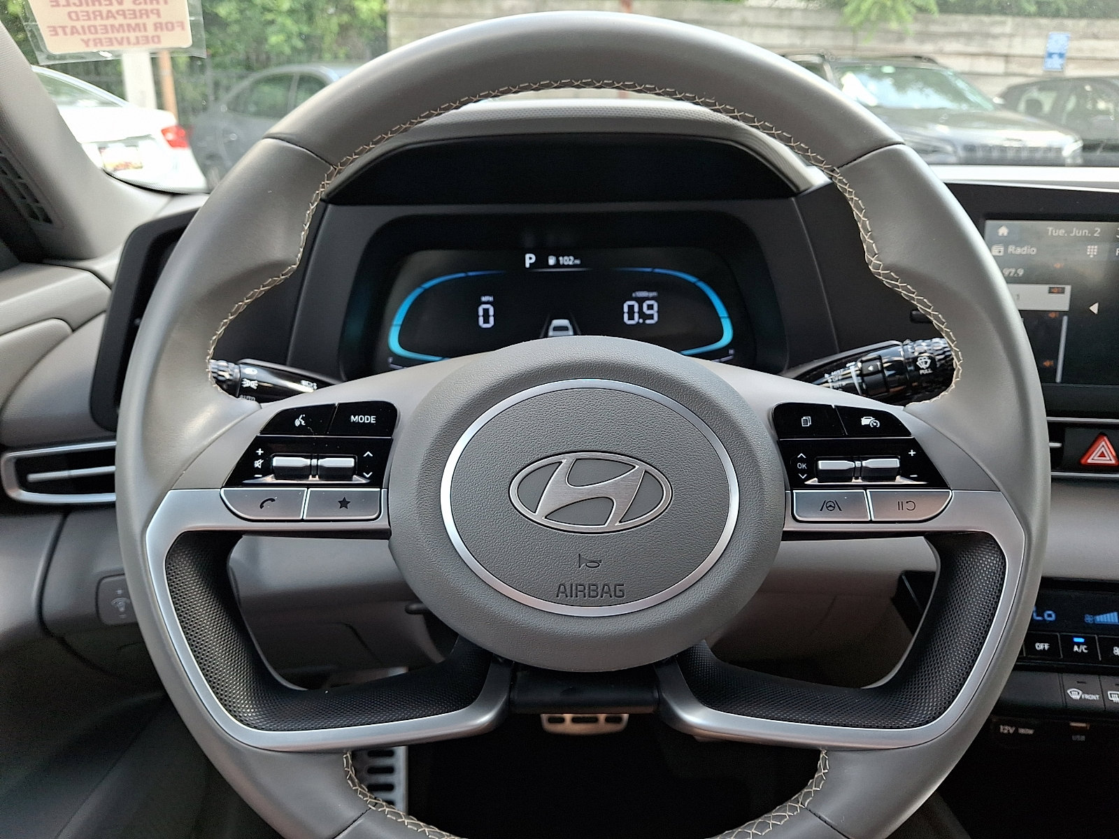 2025 Hyundai Elantra SEL - Photo 18