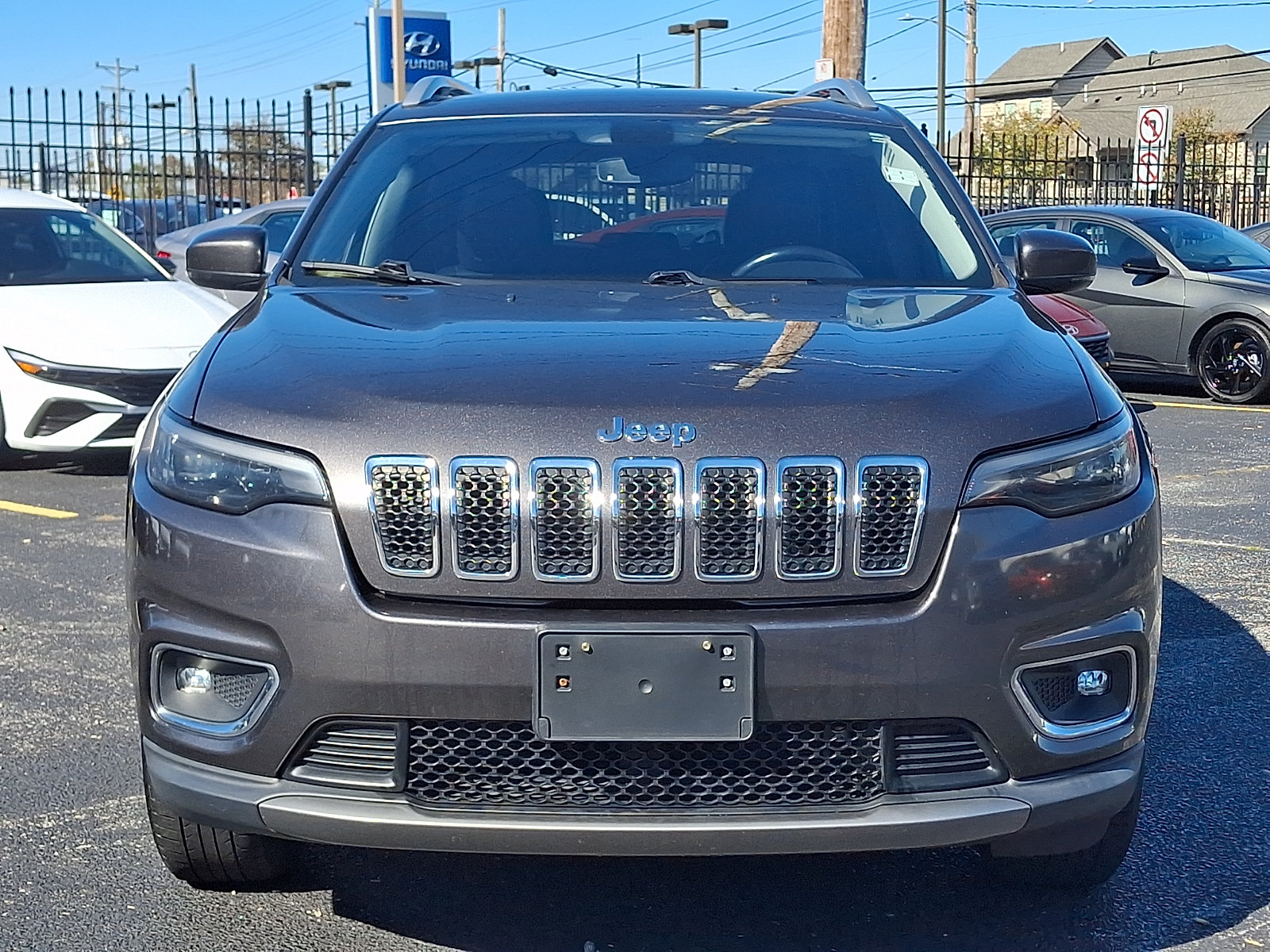 Used 2019 Jeep Cherokee Limited with VIN 1C4PJMDX1KD374025 for sale in Newark, DE