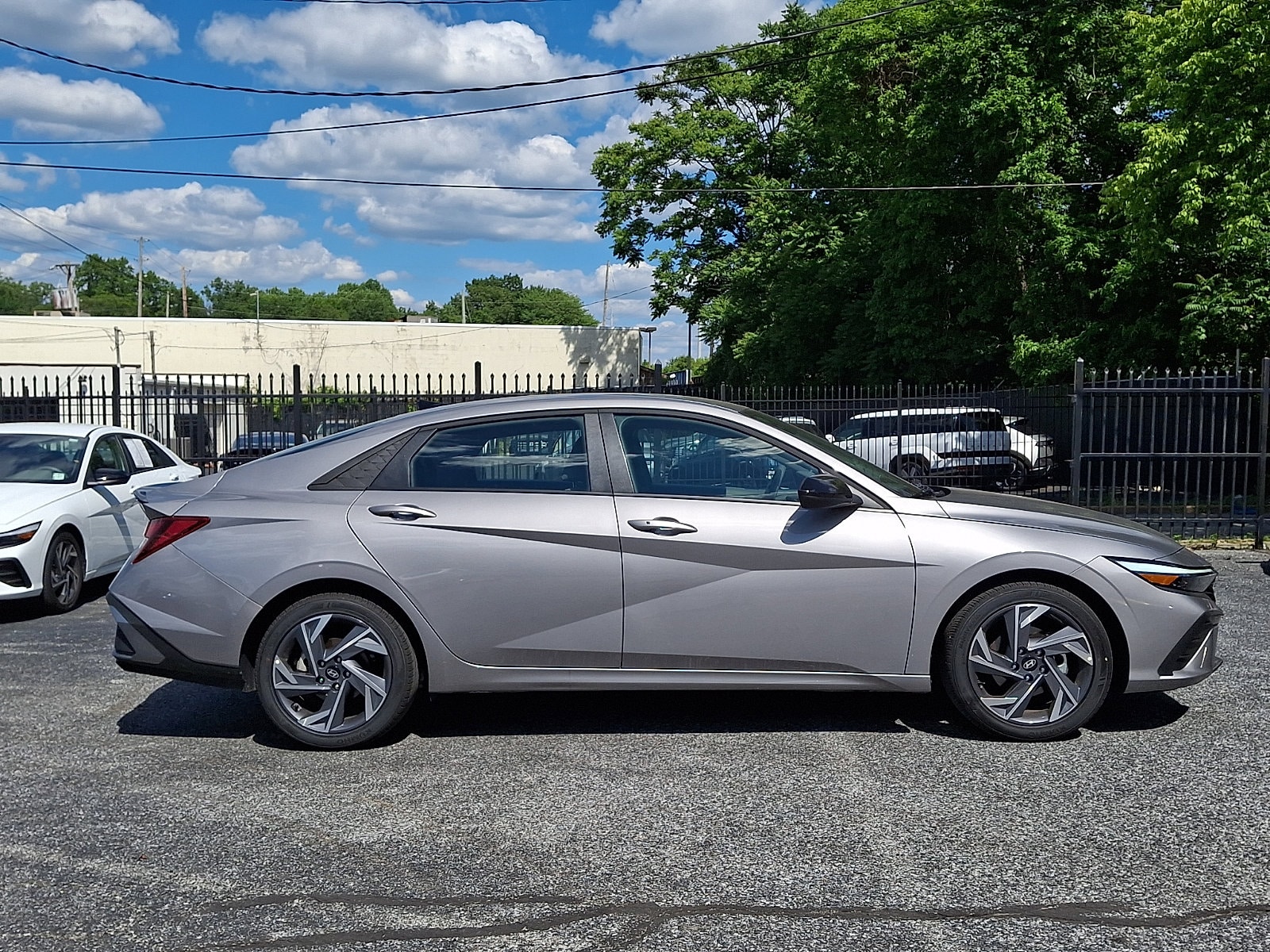 2025 Hyundai Elantra SEL - Photo 7