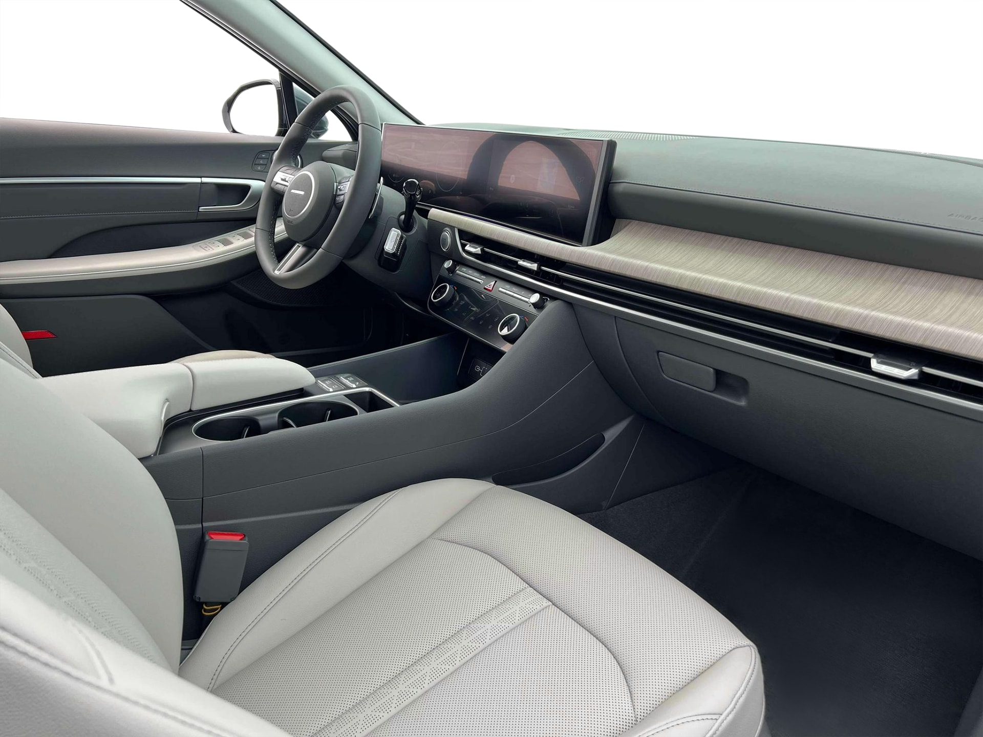 2025 Hyundai Sonata Hybrid Limited - Photo 16