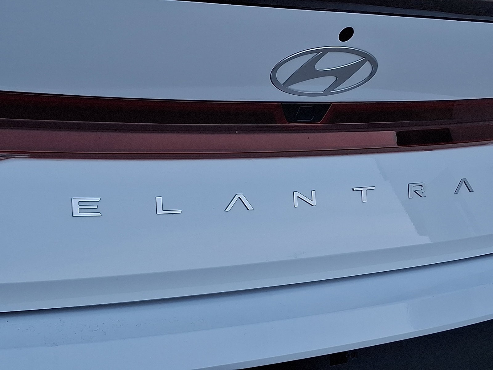 2025 Hyundai Elantra SEL - Photo 30