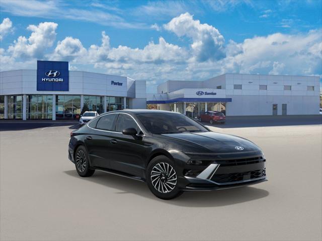 2025 Hyundai Sonata Hybrid SEL photo 2