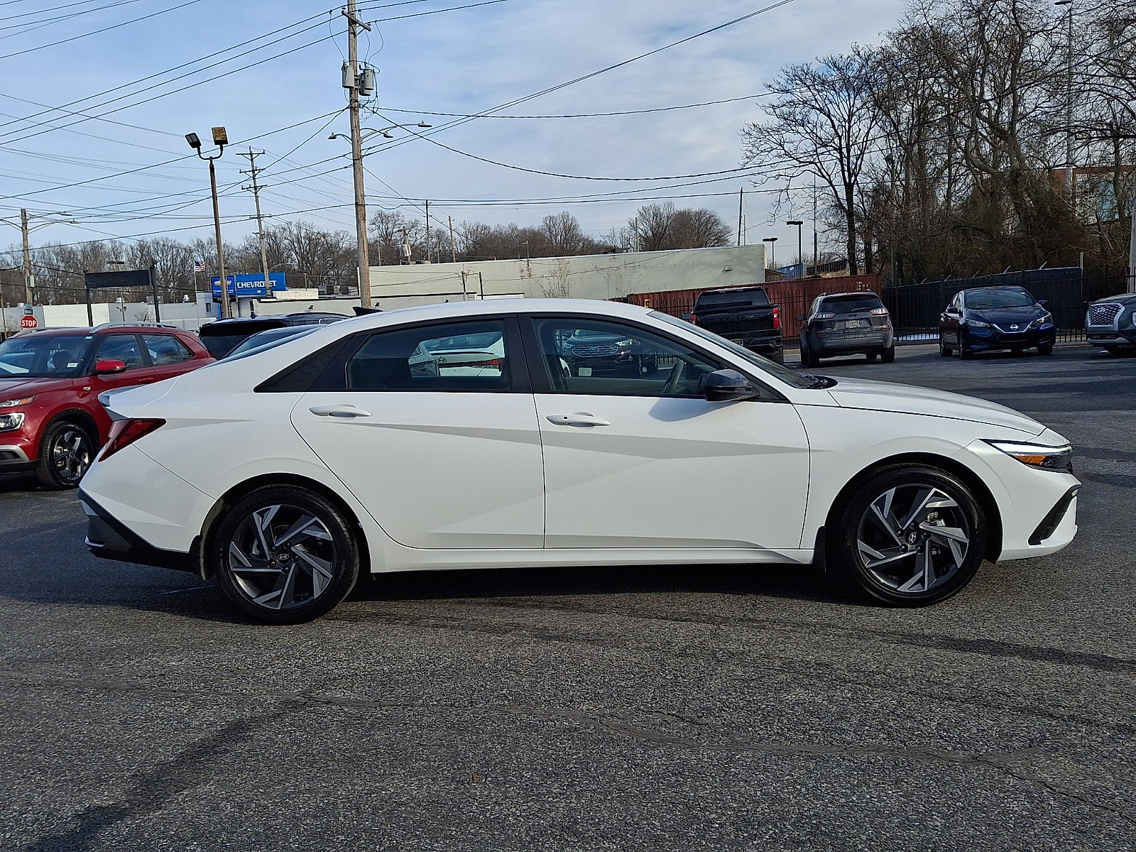 2025 Hyundai Elantra SEL - Photo 7