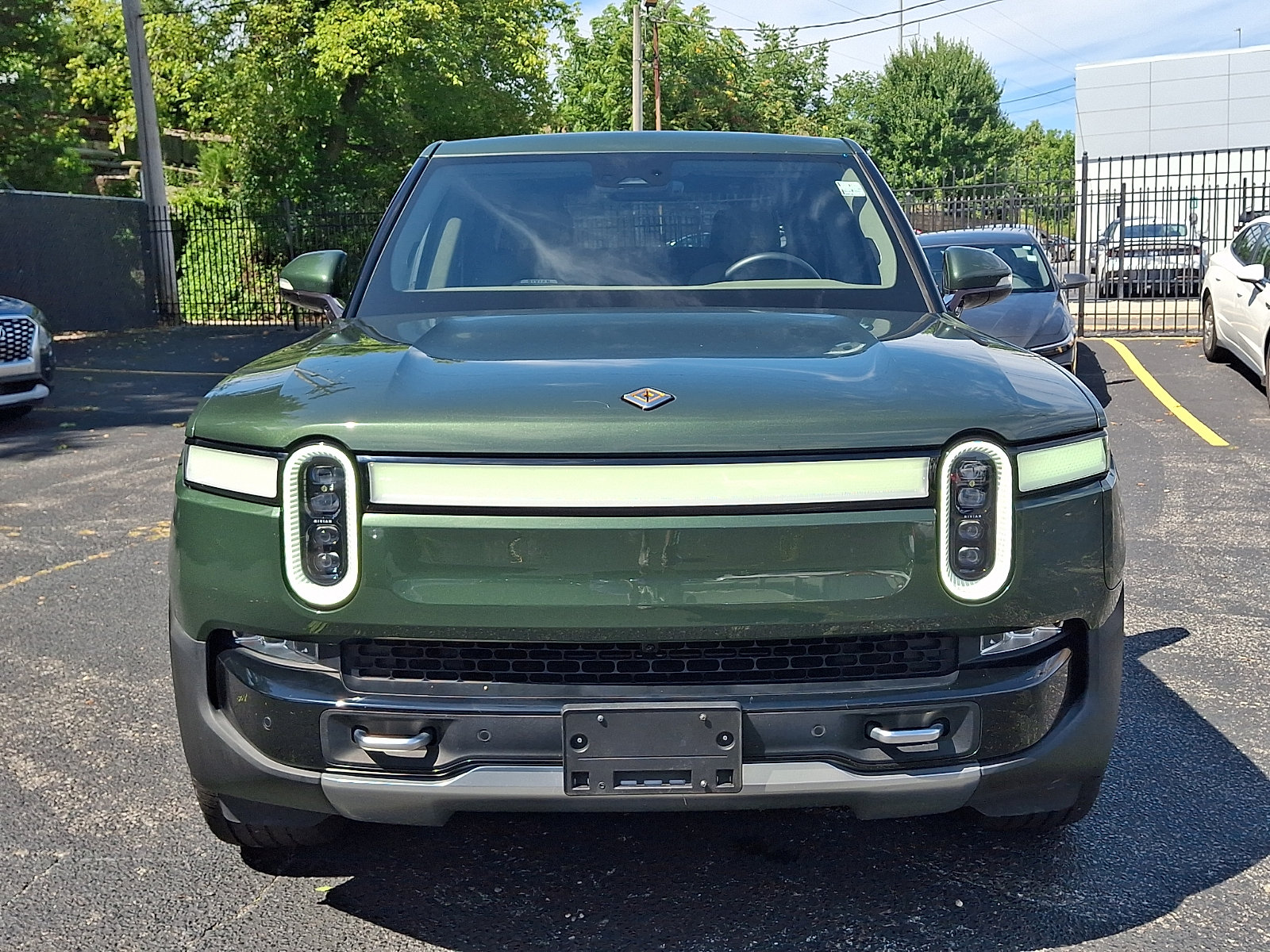 Used 2022 Rivian R1T Adventure with VIN 7FCTGAAA2NN009308 for sale in Newark, DE