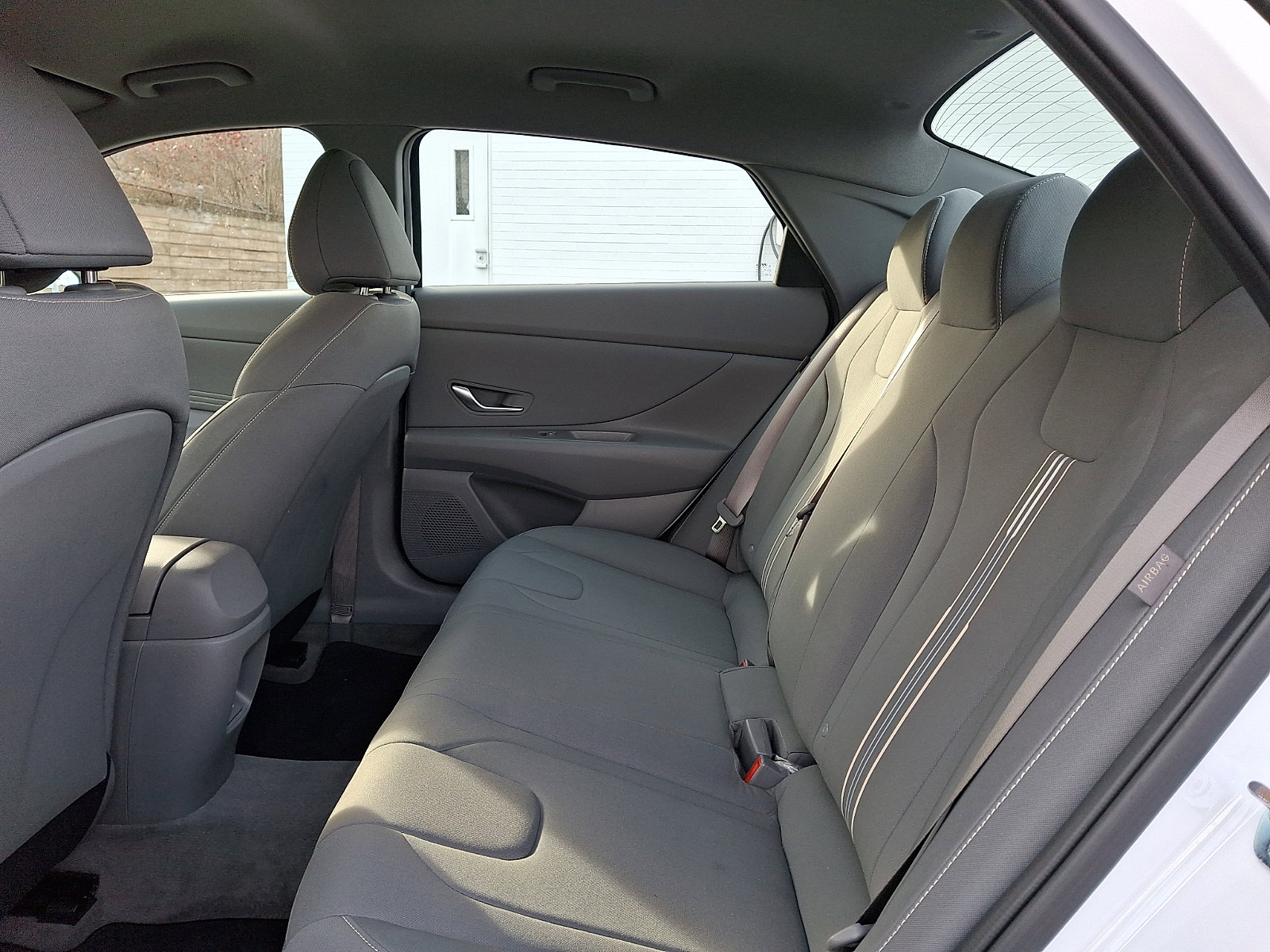 2025 Hyundai Elantra SEL - Photo 10
