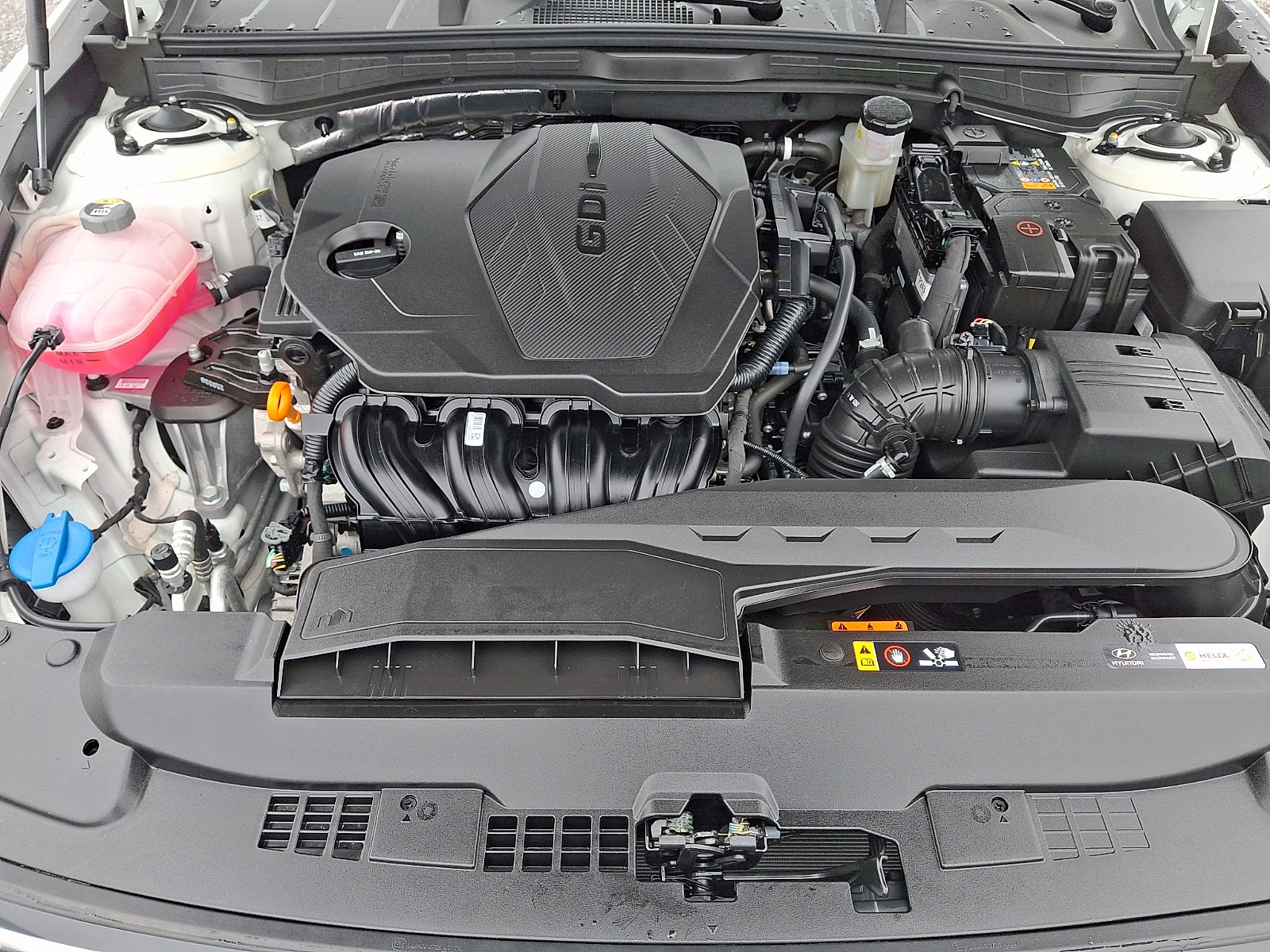 2025 Hyundai Sonata SE - Photo 26