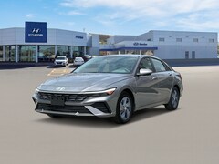 2025 Hyundai Elantra SE Sedan