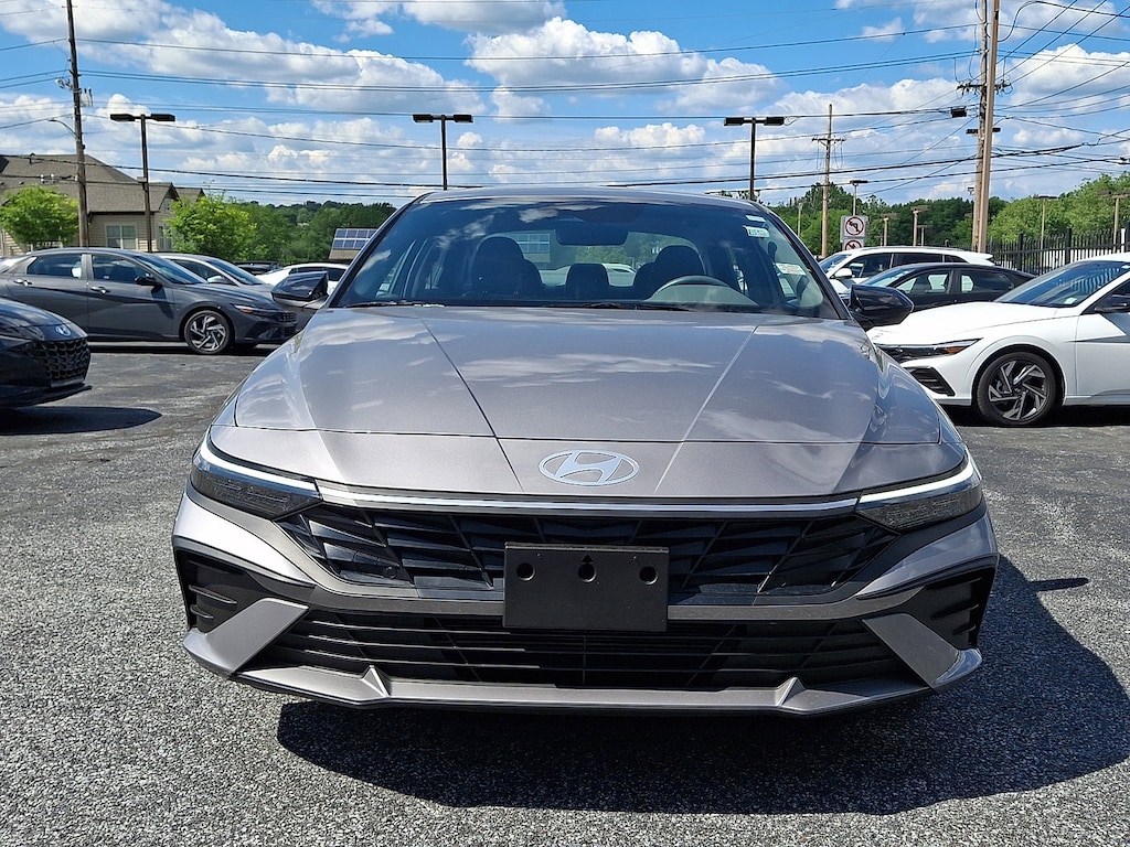 Used 2025 Hyundai Elantra SEL Sport Sedan