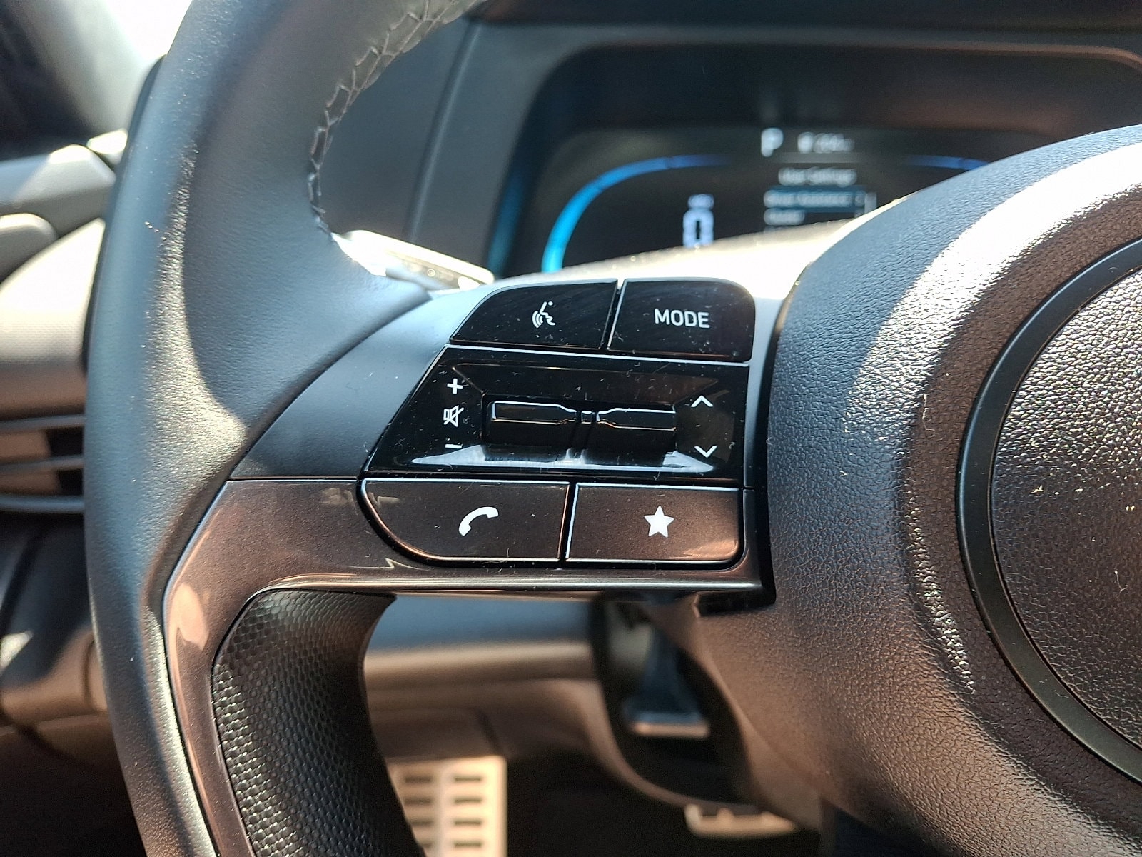 2025 Hyundai Elantra SEL - Photo 21
