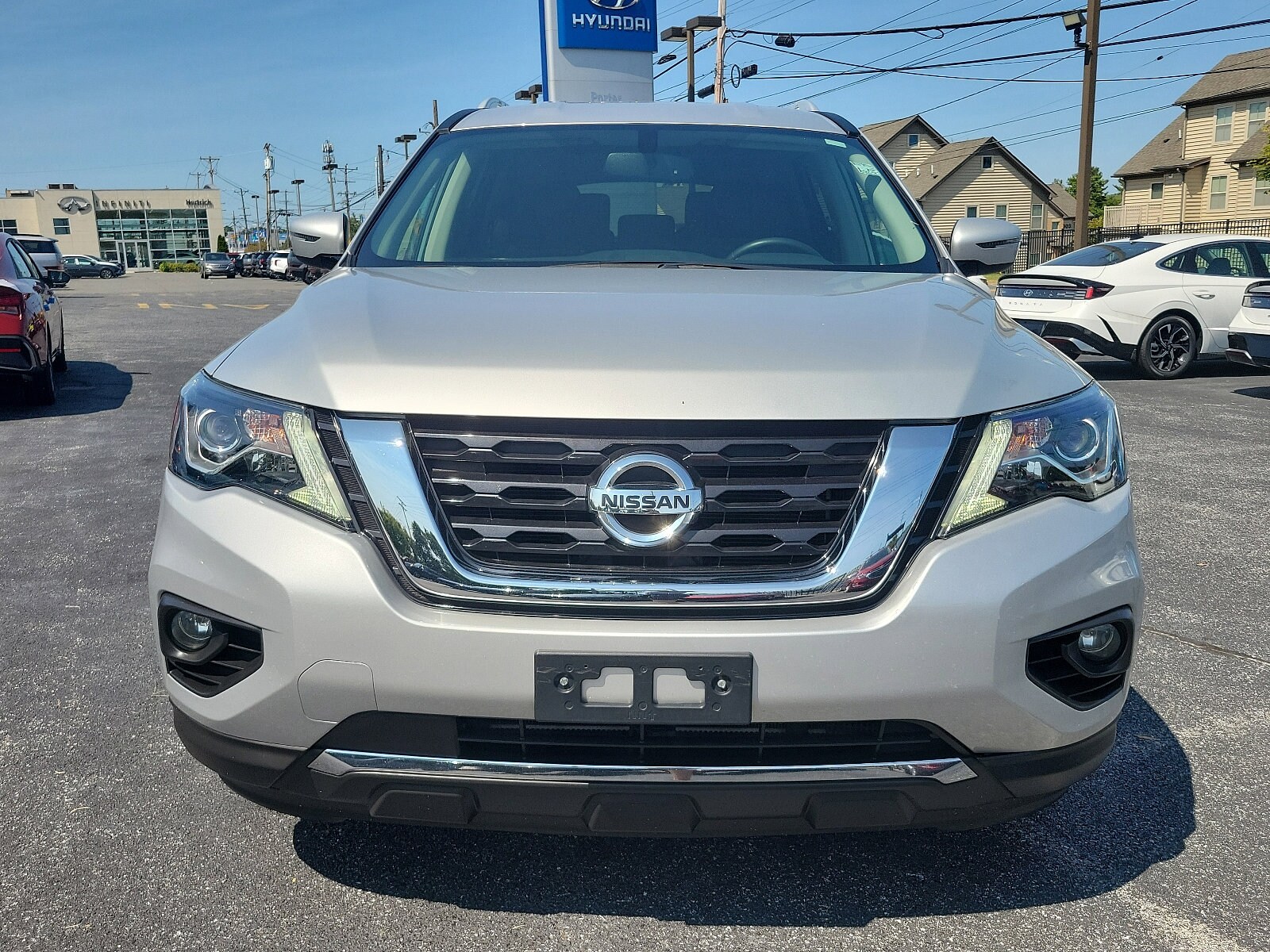 Used 2020 Nissan Pathfinder SV with VIN 5N1DR2BM1LC645158 for sale in Newark, DE