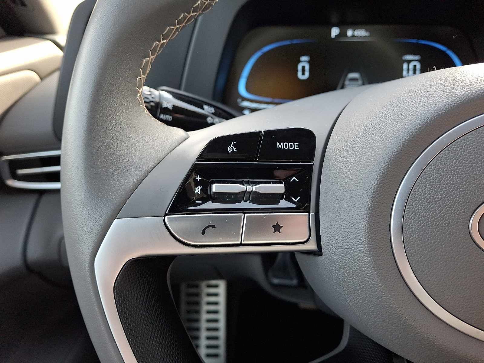 2025 Hyundai Elantra SEL - Photo 21
