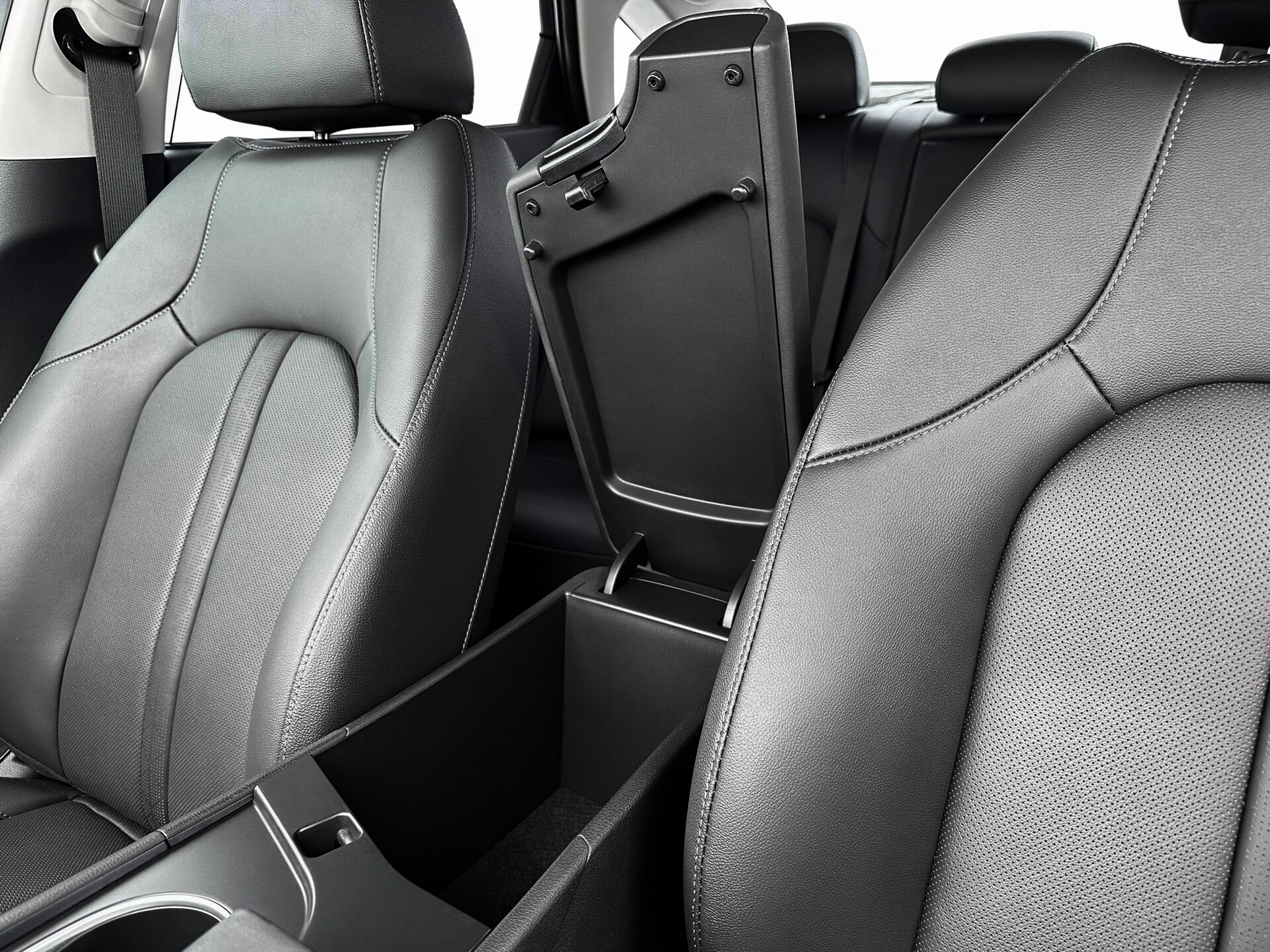 2025 Hyundai Sonata Hybrid Limited - Photo 18