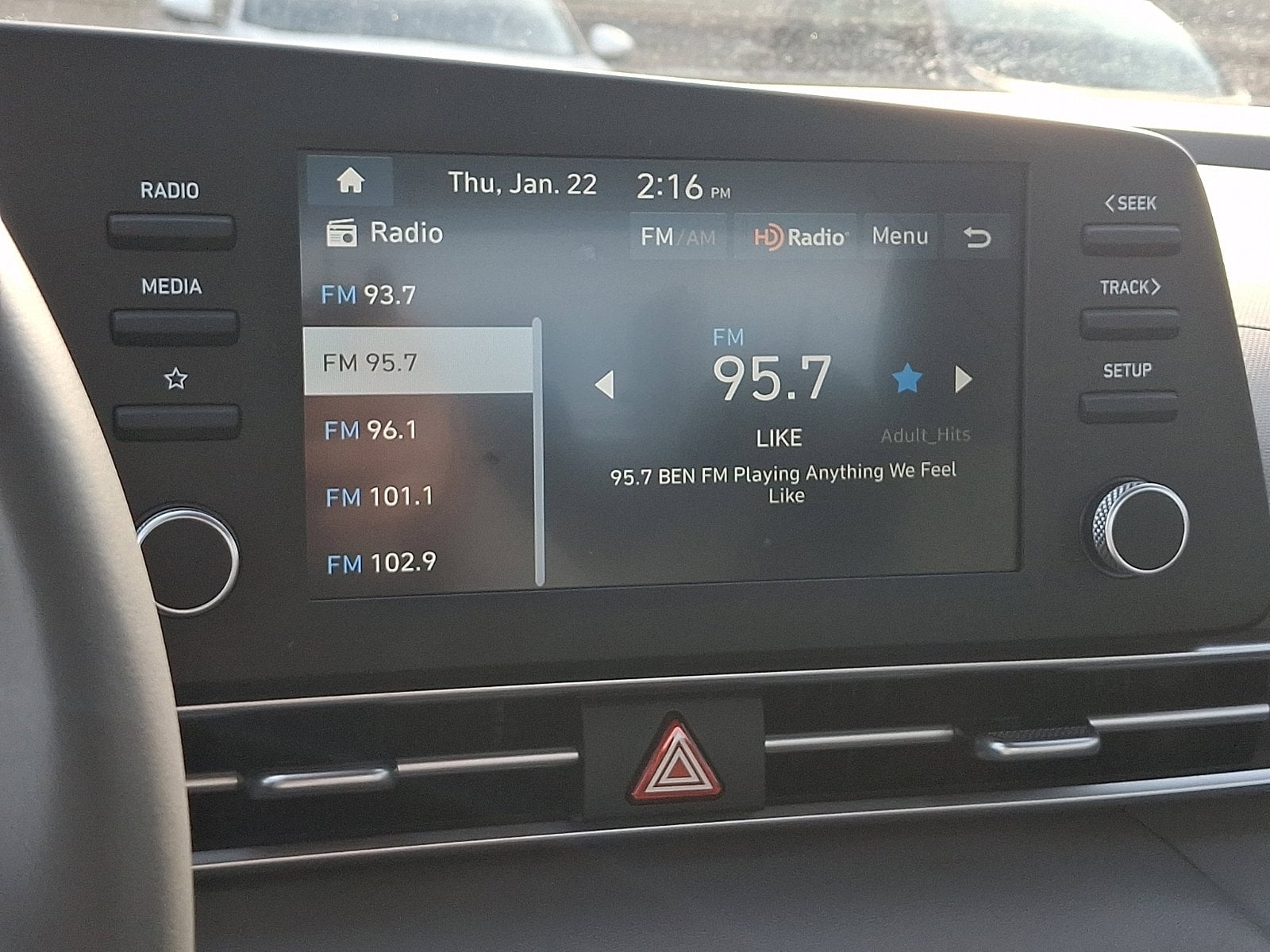 2025 Hyundai Elantra SEL - Photo 16