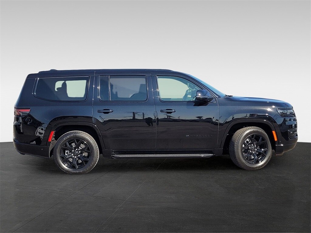 2025 Jeep Wagoneer Carbide Series II photo 3