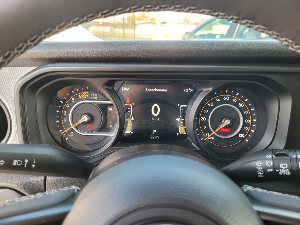 2025 Jeep Wrangler 4-Door Willys - Photo 17