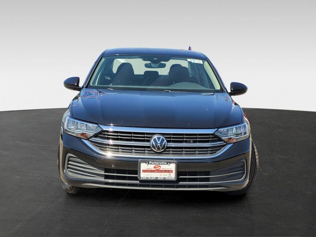 Used 2024 Volkswagen Jetta S with VIN 3VW5M7BU5RM093124 for sale in Porterville, CA