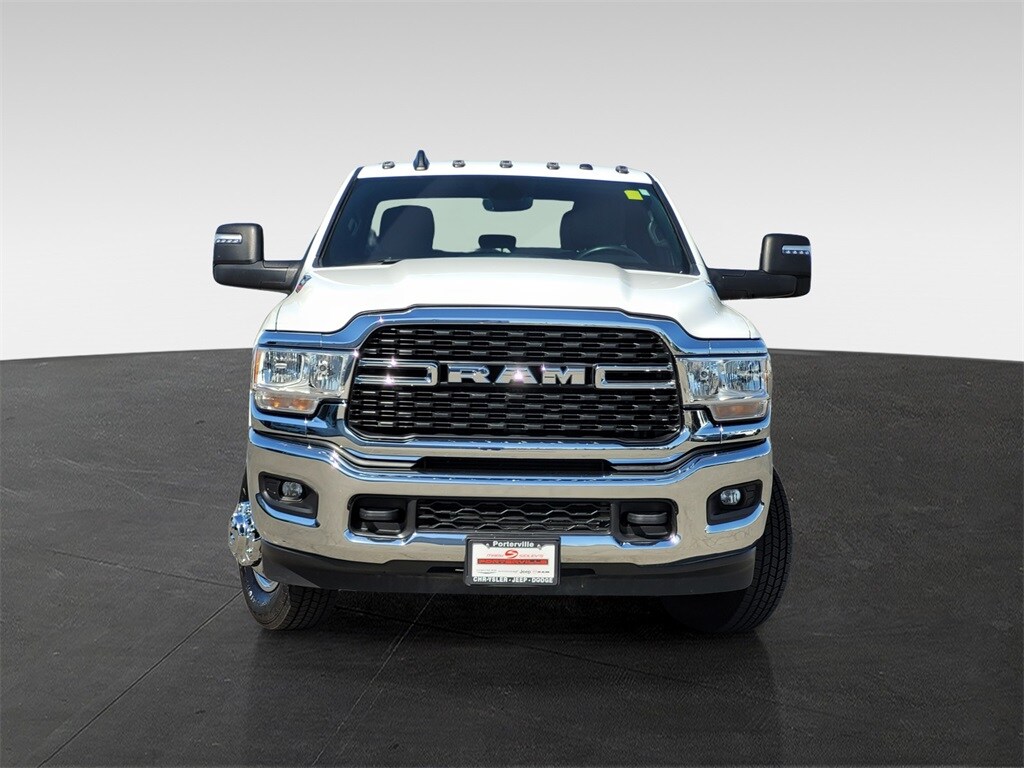 2024 Ram 3500 Big Horn photo 2