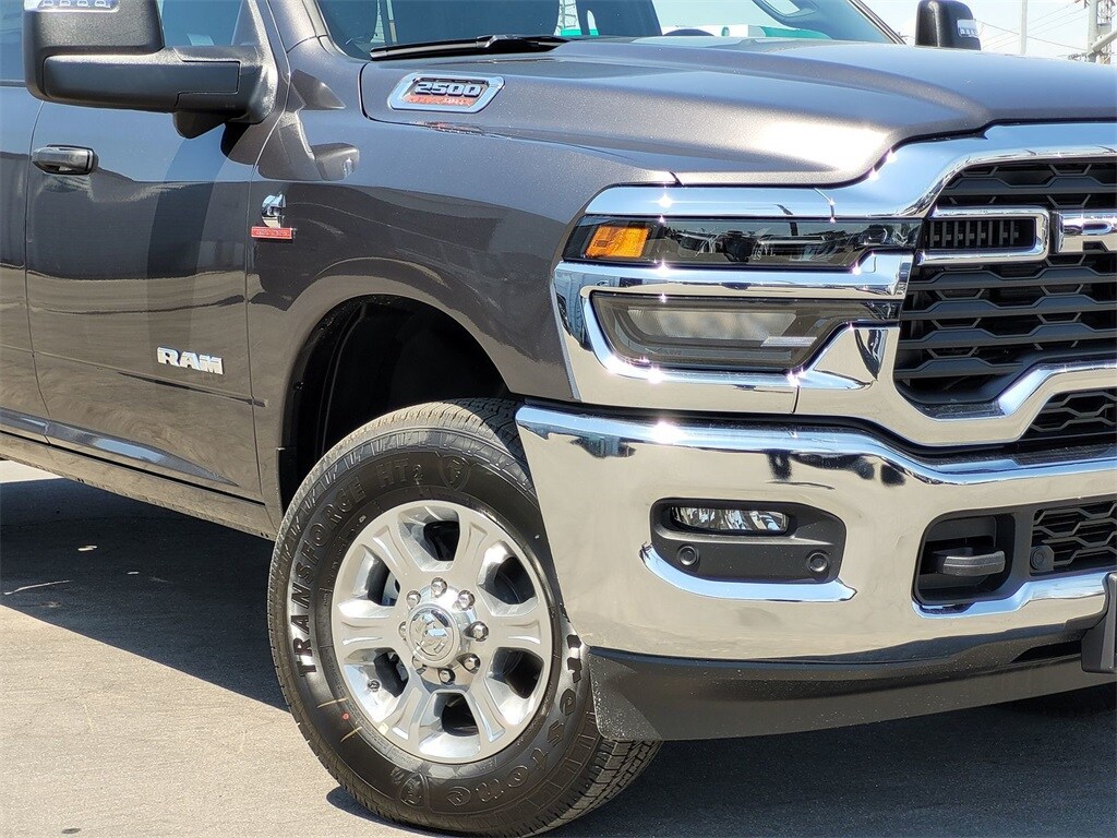 2025 Ram 2500 Big Horn photo 3