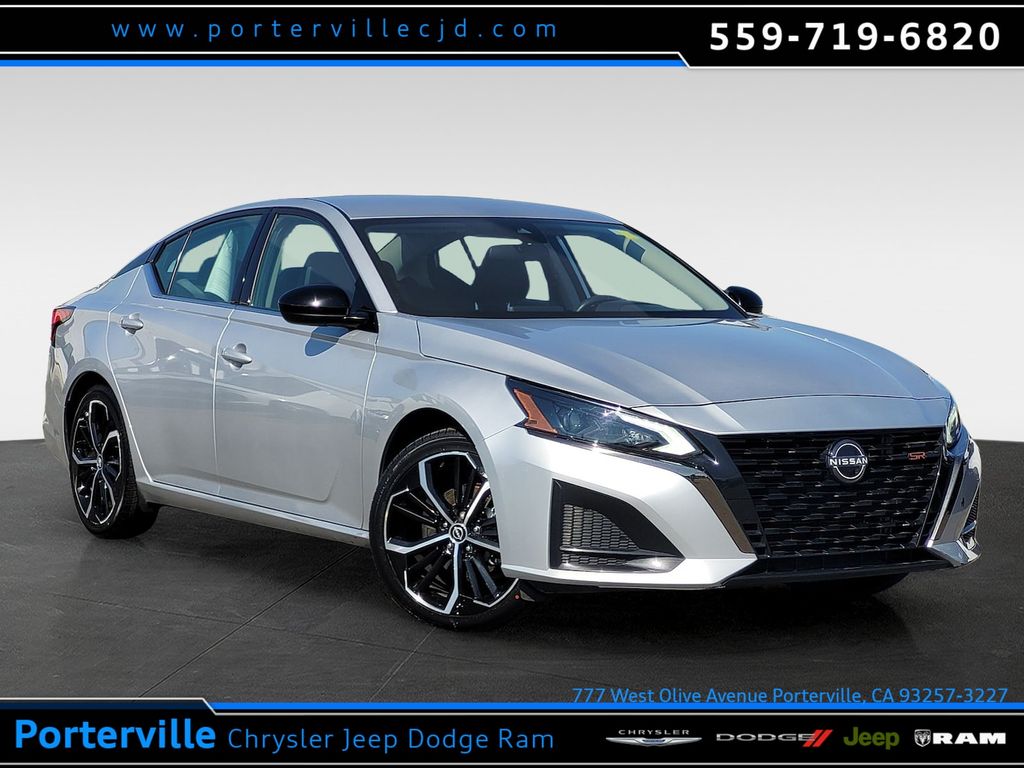 2024 Nissan Altima SR