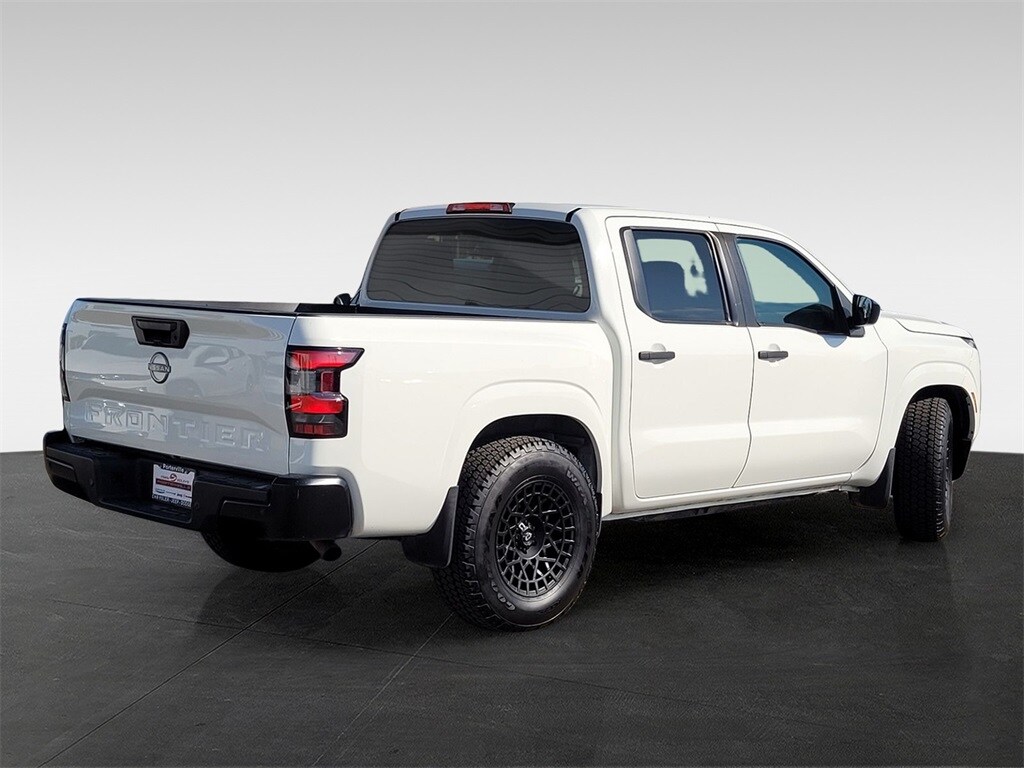 2022 Nissan Frontier S photo 4