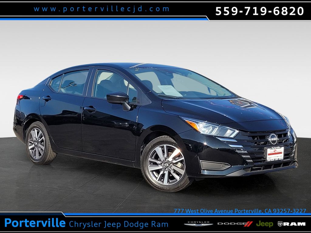 2023 Nissan Versa Sedan SV