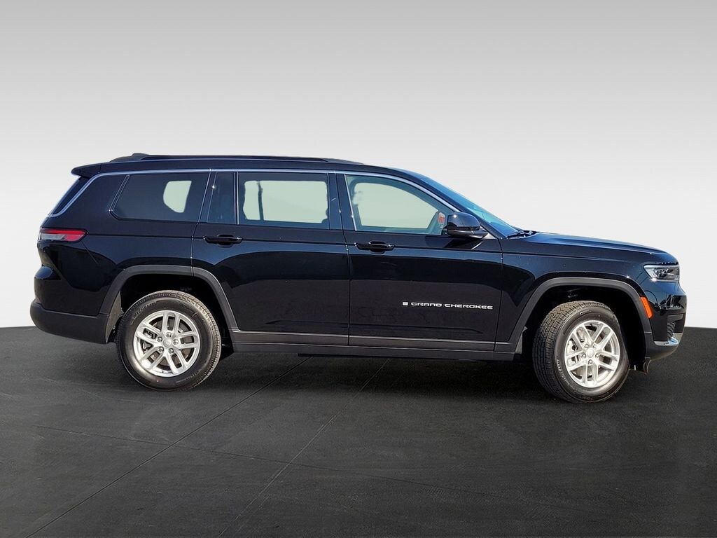 New 2025 Jeep Grand Cherokee L LAREDO X 4X2 Sport Utility