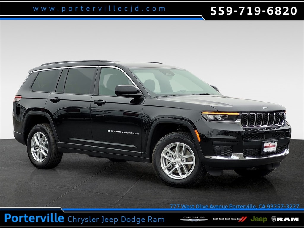 2025 Jeep Grand Cherokee L Laredo's photo