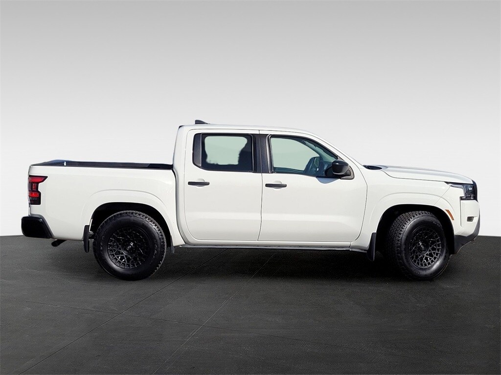 2022 Nissan Frontier S photo 3