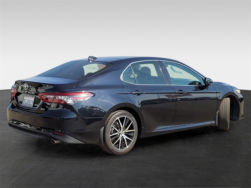 2023 Toyota Camry XLE photo 4