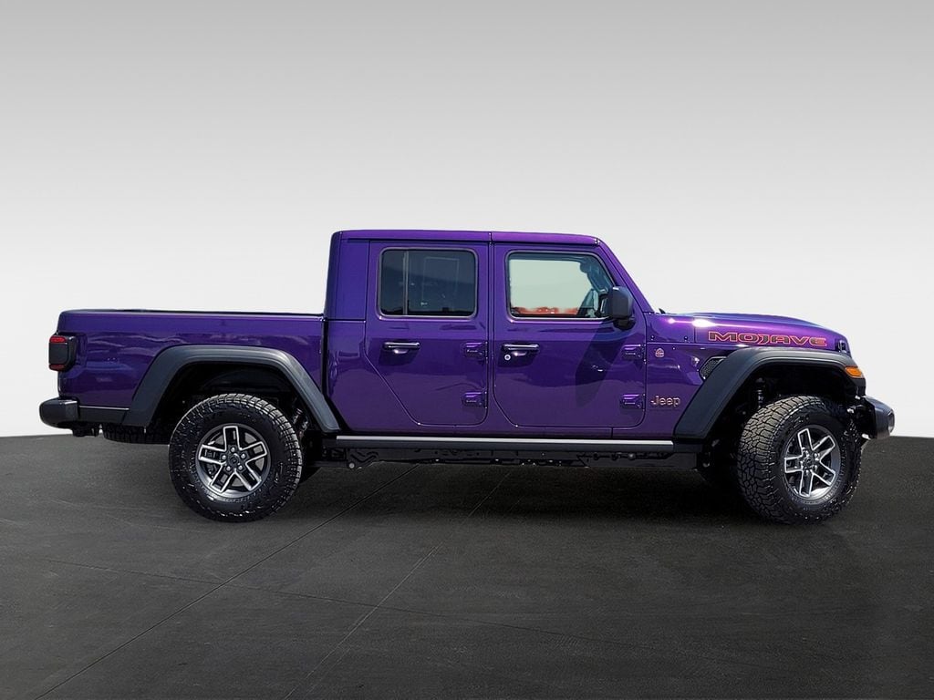 New 2026 Jeep Gladiator MOJAVE 4X4 Pickup