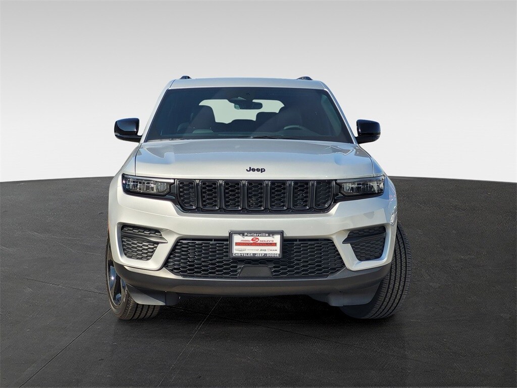 New 2025 Jeep Grand Cherokee ALTITUDE X 4X2 Sport Utility