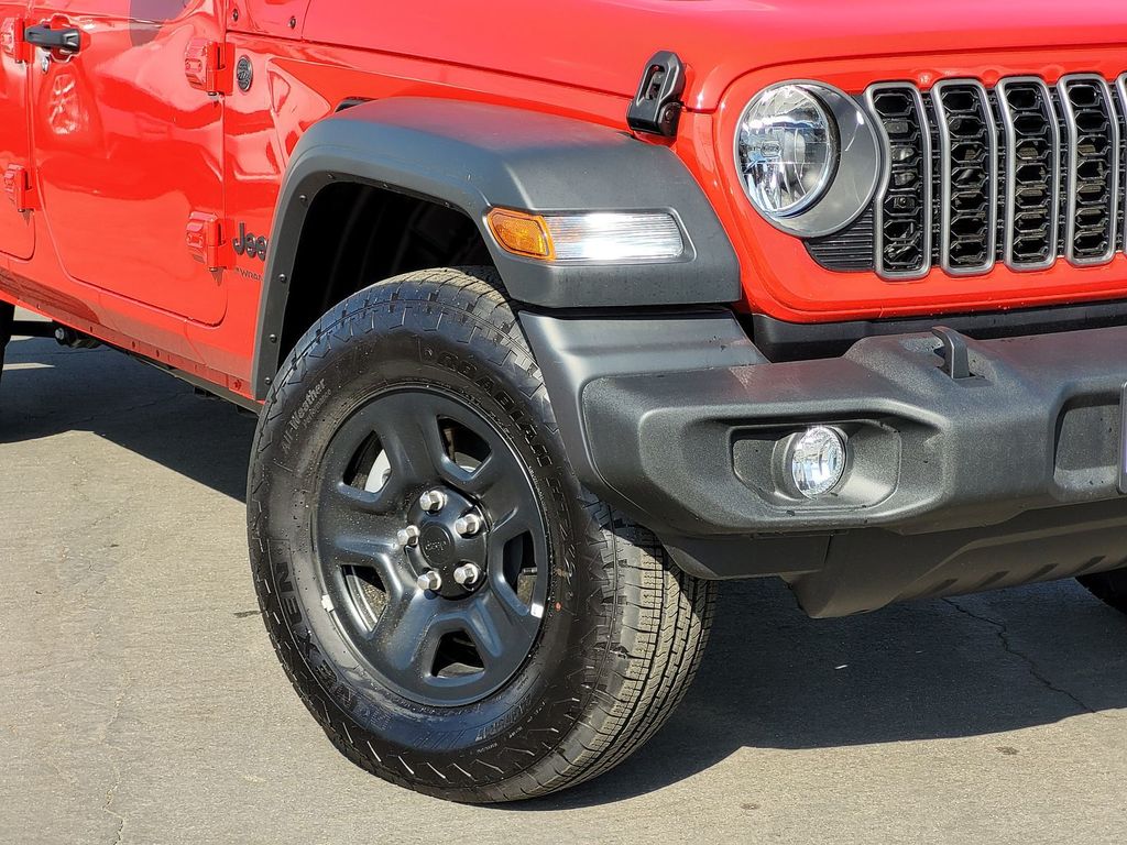 2025 Jeep Wrangler 4-Door Sport - Photo 9