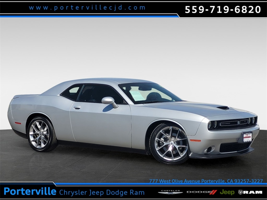 2022 Dodge Challenger GT's photo