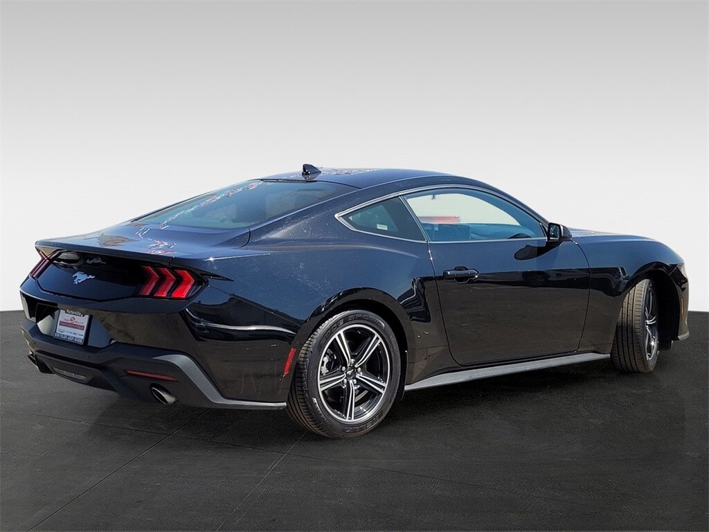 2024 Ford Mustang EcoBoost photo 3