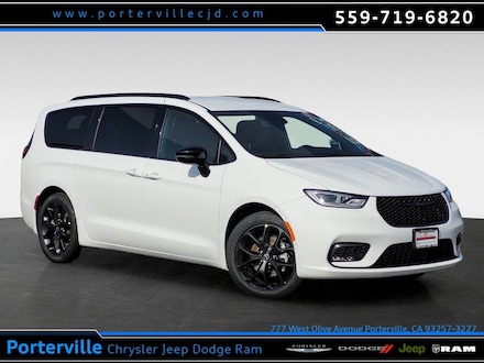 2026 Chrysler Pacifica SELECT Passenger Van