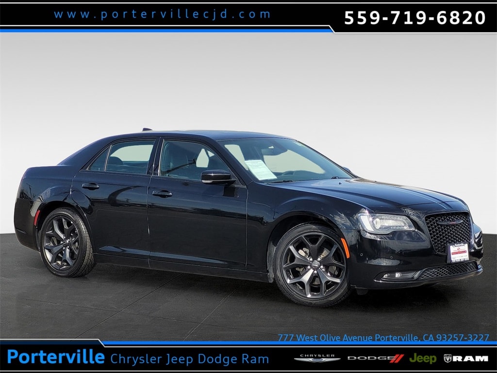 2023 Chrysler 300 Sedan 