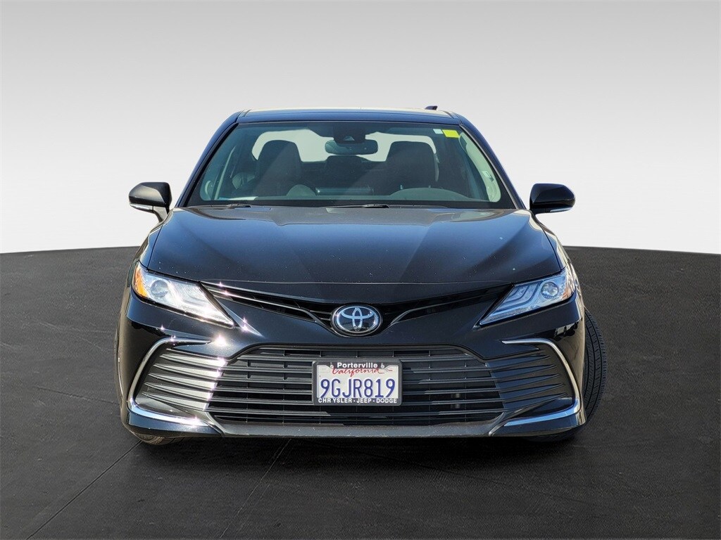 2023 Toyota Camry XLE photo 2