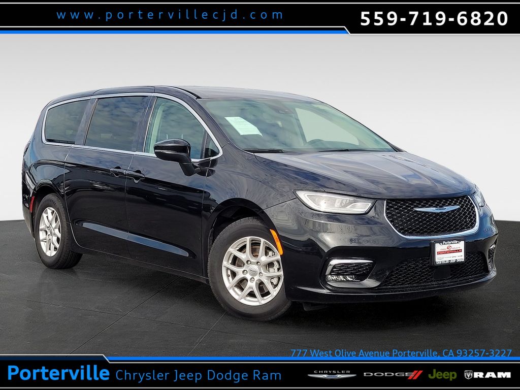 2023 Chrysler Pacifica Touring L