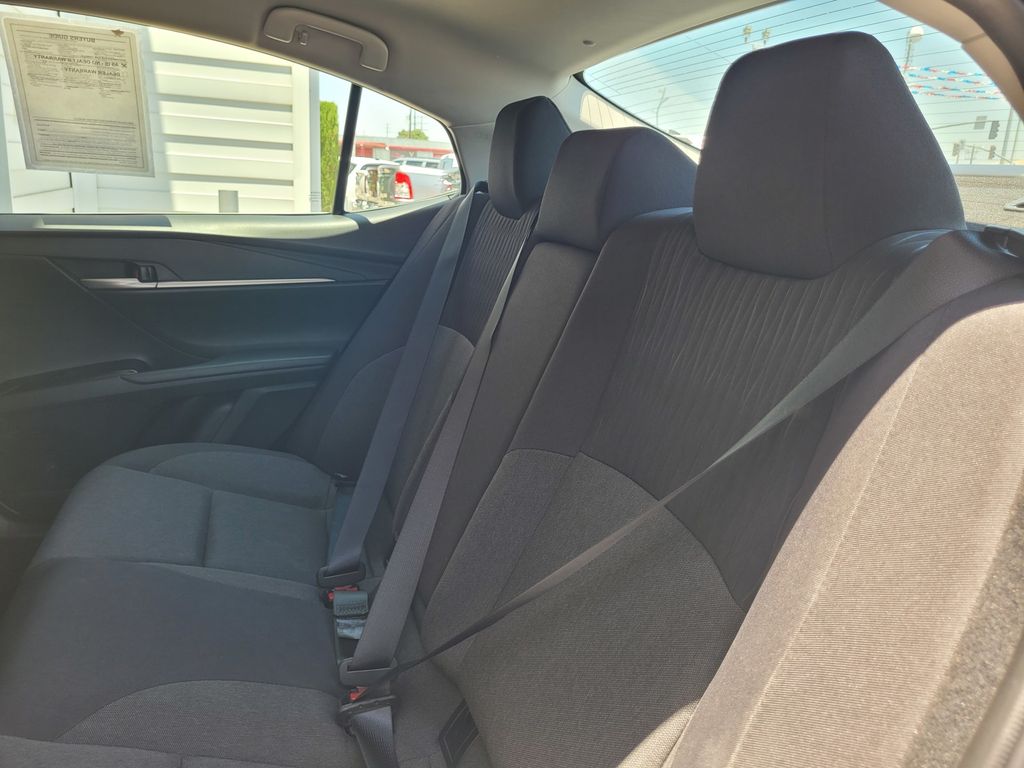 2025 Toyota Camry LE - Photo 13