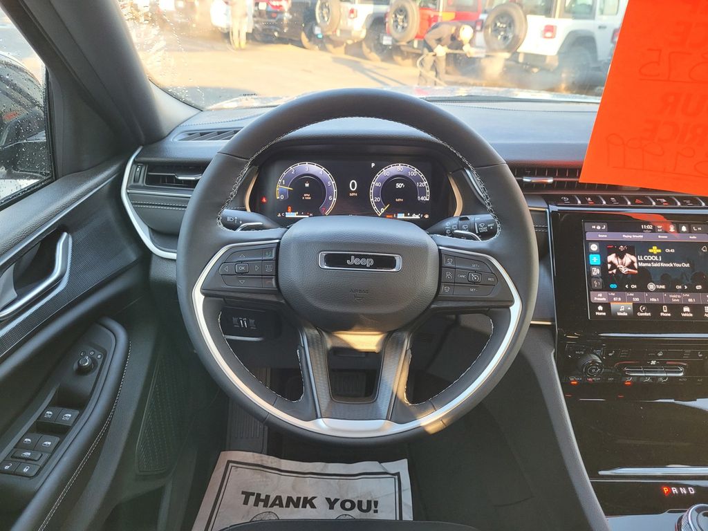 2025 Jeep Grand Cherokee L Altitude - Photo 14