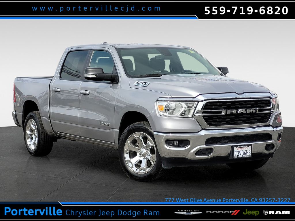2022 RAM 1500 Big Horn/Lone Star 4x4 Crew Cab 5'7's photo