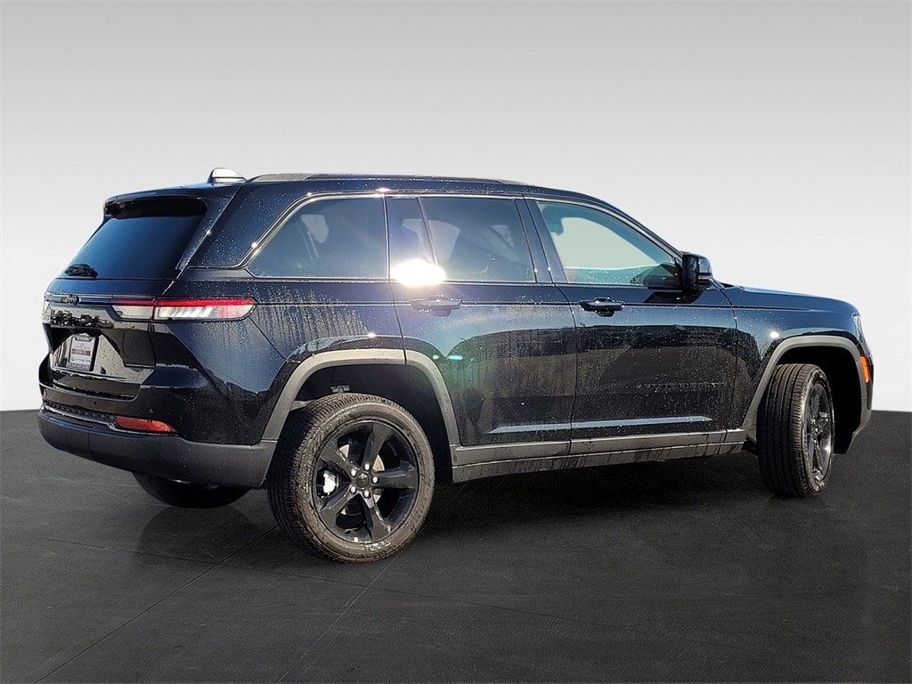New 2025 Jeep Grand Cherokee ALTITUDE X 4X2 Sport Utility