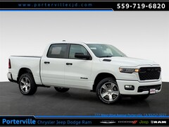 2026 Ram 1500 EXPRESS CREW CAB 4X4 5'7 BOX Pickup